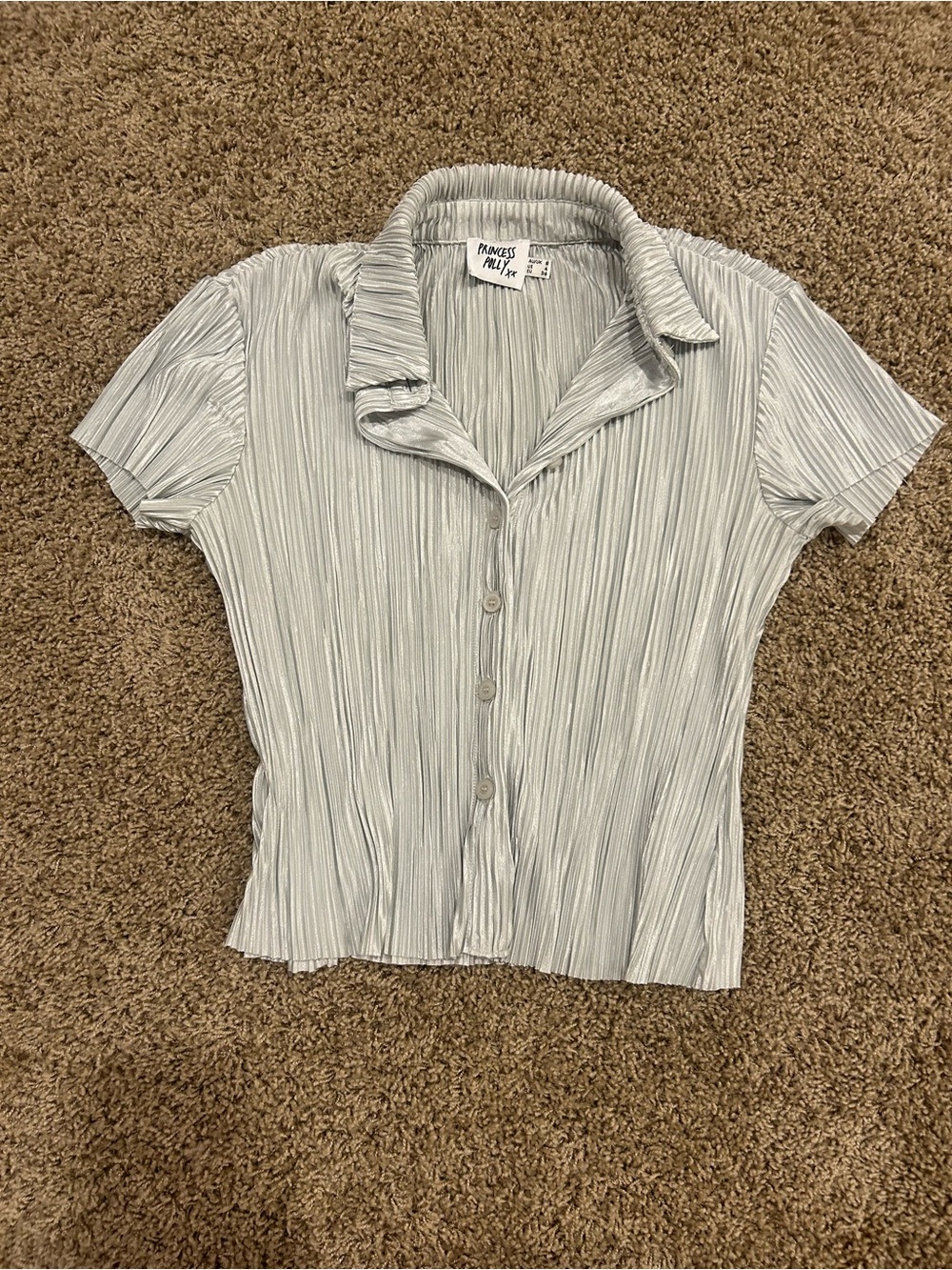 Princess Polly Light silver Pleated Short-Sleeve Button-Down Top
